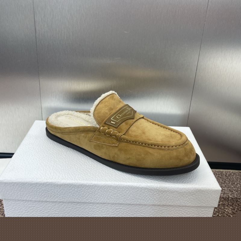 ch**an D*or slippers